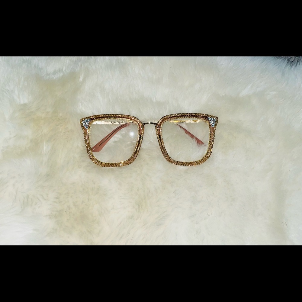 Trendy Cat Eye Frame Rhinestone Sunglasses